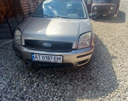 Сірий Форд Фьюжен, об'ємом двигуна 1.39 л та пробігом 300 тис. км за 1650 $, фото 1 на Automoto.ua