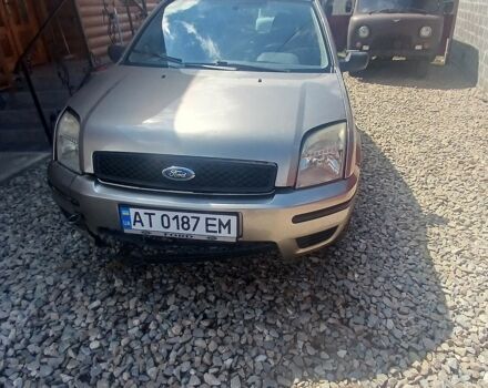 Сірий Форд Фьюжен, об'ємом двигуна 1.39 л та пробігом 300 тис. км за 1650 $, фото 1 на Automoto.ua