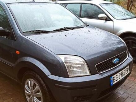 Серый Форд Фьюжн, объемом двигателя 1.4 л и пробегом 270 тыс. км за 4000 $, фото 1 на Automoto.ua