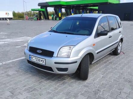 Форд Фьюжн 2005 в Стрые на Automoto.ua Серый Форд Фьюжн, объемом двигателя 1.4 л и пробегом 146 тыс. км за 5500 $, фото 1 на Automoto.ua