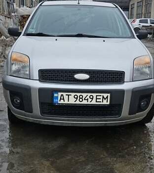 Серый Форд Фьюжн, объемом двигателя 1.39 л и пробегом 222 тыс. км за 3850 $, фото 1 на Automoto.ua