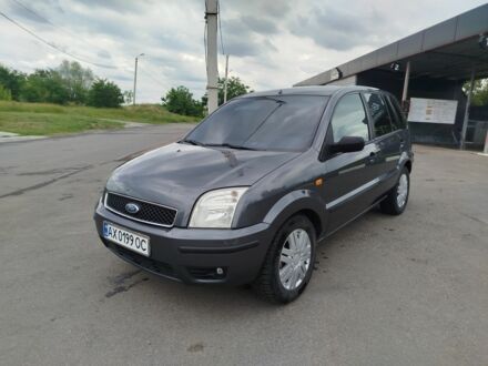 Форд Фьюжен 2006 у Харкові на Automoto.ua Сірий Форд Фьюжен, об'ємом двигуна 1.4 л та пробігом 270 тис. км за 4800 $, фото 1 на Automoto.ua