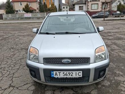 Серый Форд Фьюжн, объемом двигателя 1.4 л и пробегом 768 тыс. км за 5300 $, фото 1 на Automoto.ua