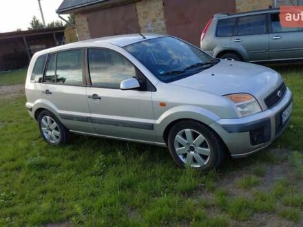 Форд Фьюжн 2006 в Ровно на Automoto.ua Серый Форд Фьюжн, объемом двигателя 1.56 л и пробегом 220 тыс. км за 5000 $, фото 1 на Automoto.ua