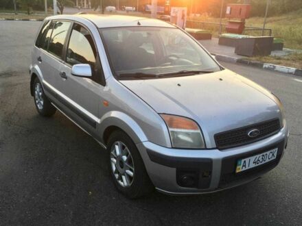Форд Фьюжн 2006 в Харькове на Automoto.ua Серый Форд Фьюжн, объемом двигателя 1.4 л и пробегом 238 тыс. км за 5500 $, фото 1 на Automoto.ua