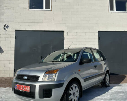 Сірий Форд Фьюжен, об'ємом двигуна 1.4 л та пробігом 200 тис. км за 5199 $, фото 1 на Automoto.ua