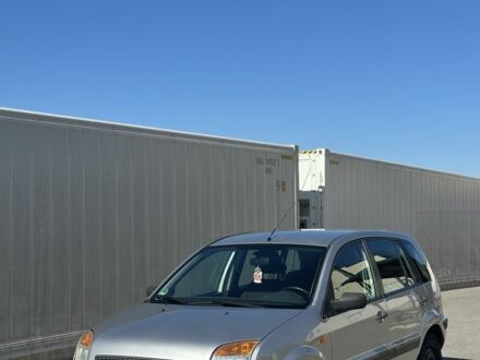 Серый Форд Фьюжн, объемом двигателя 1.4 л и пробегом 162 тыс. км за 3850 $, фото 1 на Automoto.ua