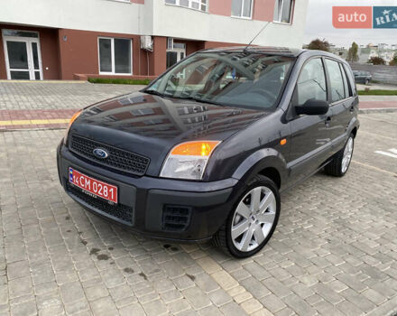 Форд Фьюжен 2007 у Вінниці на Automoto.ua Сірий Форд Фьюжен, об'ємом двигуна 1.4 л та пробігом 132 тис. км за 5850 $, фото 1 на Automoto.ua