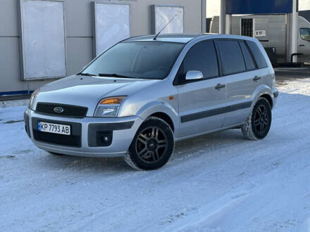 Серый Форд Фьюжн, объемом двигателя 1.4 л и пробегом 202 тыс. км за 4950 $, фото 1 на Automoto.ua