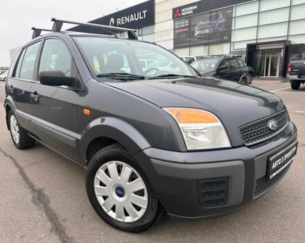 Серый Форд Фьюжн, объемом двигателя 1.4 л и пробегом 178 тыс. км за 3900 $, фото 1 на Automoto.ua