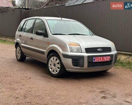 Сірий Форд Фьюжен, об'ємом двигуна 1.4 л та пробігом 158 тис. км за 5499 $, фото 1 на Automoto.ua