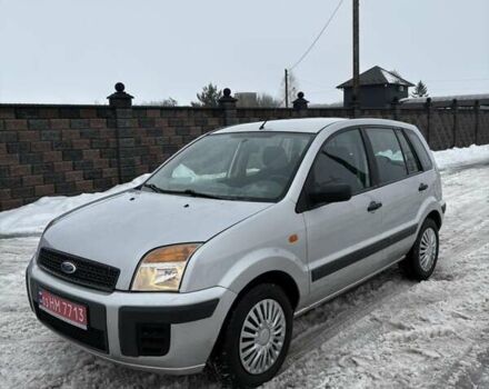 Серый Форд Фьюжн, объемом двигателя 1.4 л и пробегом 236 тыс. км за 3950 $, фото 1 на Automoto.ua