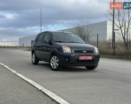 Сірий Форд Фьюжен, об'ємом двигуна 1.4 л та пробігом 217 тис. км за 5600 $, фото 1 на Automoto.ua