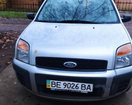 Серый Форд Фьюжн, объемом двигателя 1.39 л и пробегом 133 тыс. км за 4000 $, фото 1 на Automoto.ua