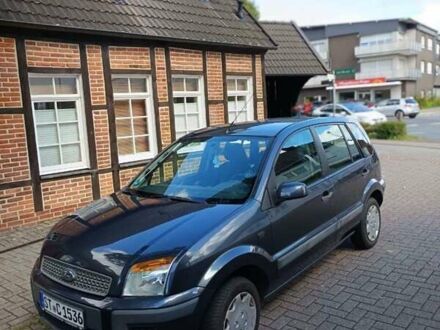 Серый Форд Фьюжн, объемом двигателя 1.4 л и пробегом 201 тыс. км за 4500 $, фото 1 на Automoto.ua