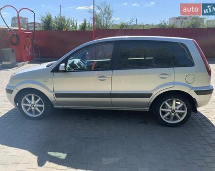 Сірий Форд Фьюжен, об'ємом двигуна 1.4 л та пробігом 178 тис. км за 4500 $, фото 1 на Automoto.ua