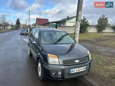 Форд Фьюжн 2008 в Луцке на Automoto.ua Серый Форд Фьюжн, объемом двигателя 1.4 л и пробегом 214 тыс. км за 4600 $, фото 1 на Automoto.ua