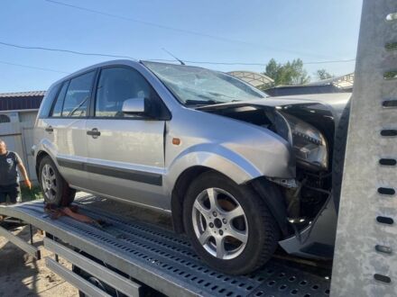 Форд Фьюжен 2008 у Звенигородка на Automoto.ua Сірий Форд Фьюжен, об'ємом двигуна 1.4 л та пробігом 180 тис. км за 2000 $, фото 1 на Automoto.ua