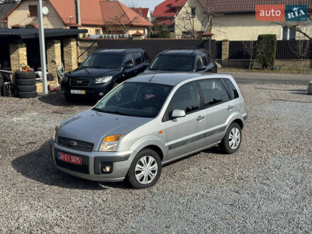 Форд Фьюжн 2008 в Луцке на Automoto.ua Серый Форд Фьюжн, объемом двигателя 1.4 л и пробегом 136 тыс. км за 5000 $, фото 1 на Automoto.ua