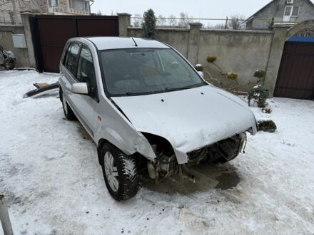 Сірий Форд Фьюжен, об'ємом двигуна 1.6 л та пробігом 200 тис. км за 2500 $, фото 1 на Automoto.ua