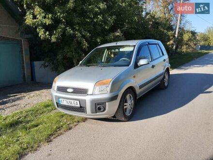 Сірий Форд Фьюжен, об'ємом двигуна 1.4 л та пробігом 306 тис. км за 4200 $, фото 1 на Automoto.ua