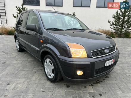 Серый Форд Фьюжн, объемом двигателя 1.6 л и пробегом 218 тыс. км за 6950 $, фото 1 на Automoto.ua