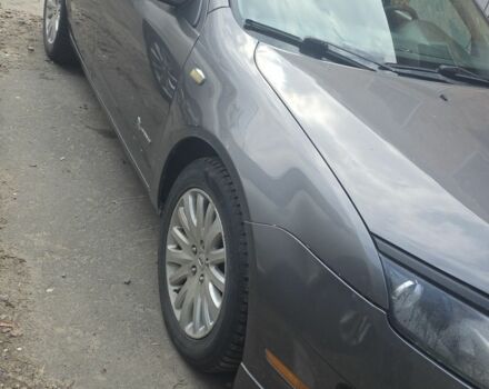 Серый Форд Фьюжн, объемом двигателя 2.5 л и пробегом 140 тыс. км за 3500 $, фото 1 на Automoto.ua