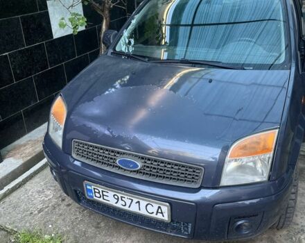 Сірий Форд Фьюжен, об'ємом двигуна 1.6 л та пробігом 240 тис. км за 5000 $, фото 1 на Automoto.ua