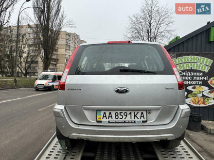 Серый Форд Фьюжн, объемом двигателя 1.6 л и пробегом 10 тыс. км за 1650 $, фото 1 на Automoto.ua