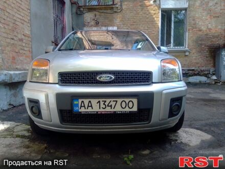 Форд Фьюжен 2011 у Києві на Automoto.ua Сірий Форд Фьюжен, об'ємом двигуна 14 л та пробігом 250 тис. км за 5900 $, фото 1 на Automoto.ua