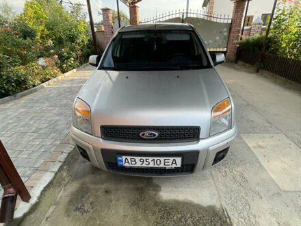 Серый Форд Фьюжн, объемом двигателя 1.39 л и пробегом 262 тыс. км за 5200 $, фото 1 на Automoto.ua