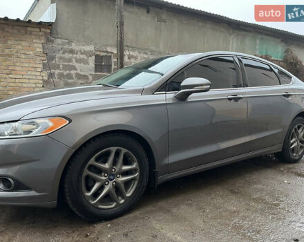 Сірий Форд Фьюжен, об'ємом двигуна 2.49 л та пробігом 195 тис. км за 9200 $, фото 1 на Automoto.ua
