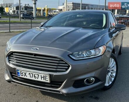 Сірий Форд Фьюжен, об'ємом двигуна 2 л та пробігом 205 тис. км за 11200 $, фото 1 на Automoto.ua