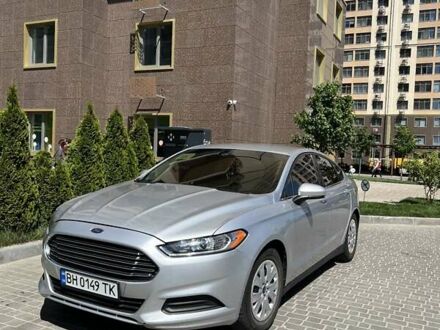 Форд Фьюжн 2013 в Одессе на Automoto.ua Серый Форд Фьюжн, объемом двигателя 2.49 л и пробегом 143 тыс. км за 8700 $, фото 1 на Automoto.ua