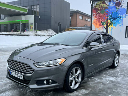 Сірий Форд Фьюжен, об'ємом двигуна 2 л та пробігом 181 тис. км за 10300 $, фото 1 на Automoto.ua
