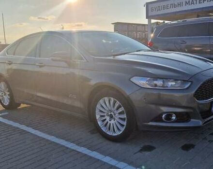Сірий Форд Фьюжен, об'ємом двигуна 2 л та пробігом 340 тис. км за 8900 $, фото 1 на Automoto.ua