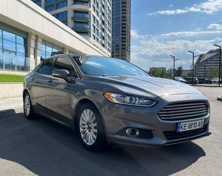 Серый Форд Фьюжн, объемом двигателя 2 л и пробегом 224 тыс. км за 11600 $, фото 1 на Automoto.ua