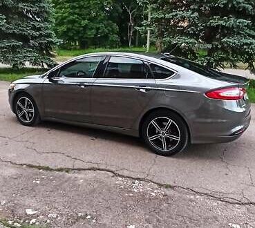 Сірий Форд Фьюжен, об'ємом двигуна 1.6 л та пробігом 290 тис. км за 9620 $, фото 1 на Automoto.ua