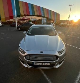 Серый Форд Фьюжн, объемом двигателя 2 л и пробегом 270 тыс. км за 11000 $, фото 1 на Automoto.ua