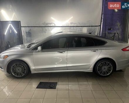 Серый Форд Фьюжн, объемом двигателя 1.6 л и пробегом 135 тыс. км за 7400 $, фото 1 на Automoto.ua