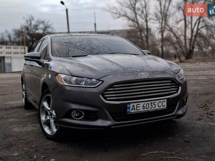 Форд Фьюжен 2014 у Павлограде на Automoto.ua Сірий Форд Фьюжен, об'ємом двигуна 2 л та пробігом 332 тис. км за 9500 $, фото 1 на Automoto.ua