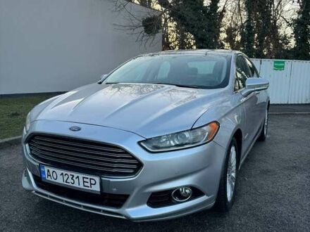 Форд Фьюжен 2014 у Ужгороді на Automoto.ua Сірий Форд Фьюжен, об'ємом двигуна 2 л та пробігом 207 тис. км за 8500 $, фото 1 на Automoto.ua
