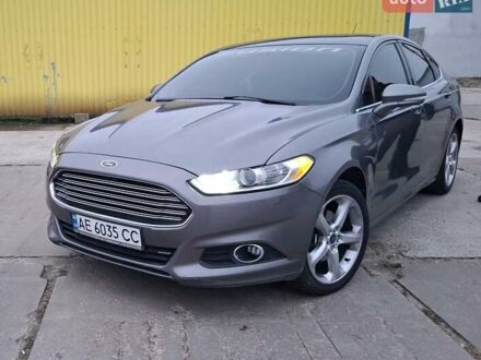 Серый Форд Фьюжн, объемом двигателя 2 л и пробегом 330 тыс. км за 8500 $, фото 1 на Automoto.ua