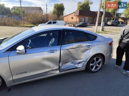 Сірий Форд Фьюжен, об'ємом двигуна 2 л та пробігом 270 тис. км за 8000 $, фото 1 на Automoto.ua