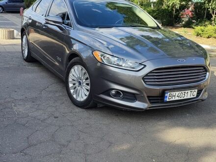 Форд Фьюжен 2014 у Одесі на Automoto.ua Сірий Форд Фьюжен, об'ємом двигуна 2 л та пробігом 197 тис. км за 12500 $, фото 1 на Automoto.ua