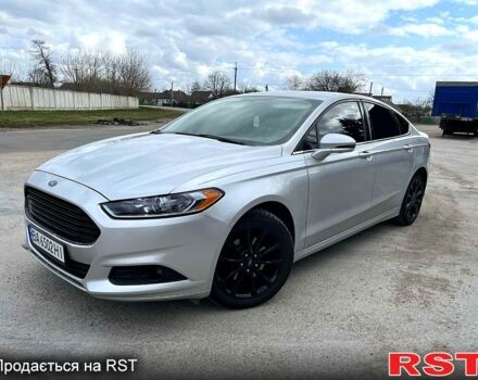 Сірий Форд Фьюжен, об'ємом двигуна 2.5 л та пробігом 200 тис. км за 10500 $, фото 1 на Automoto.ua
