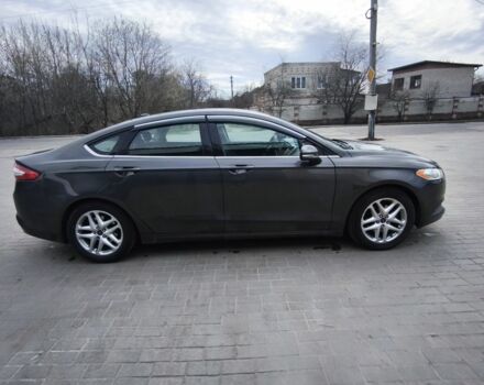 Серый Форд Фьюжн, объемом двигателя 2.5 л и пробегом 230 тыс. км за 10500 $, фото 1 на Automoto.ua