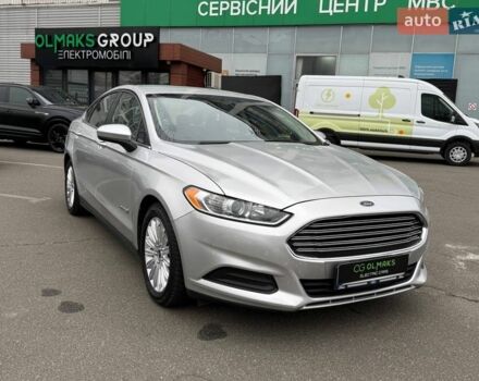 Сірий Форд Фьюжен, об'ємом двигуна 2 л та пробігом 148 тис. км за 10500 $, фото 1 на Automoto.ua