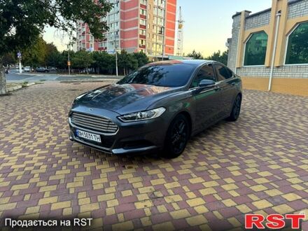 Серый Форд Фьюжн, объемом двигателя 2.5 л и пробегом 200 тыс. км за 9999 $, фото 1 на Automoto.ua