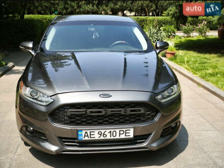 Серый Форд Фьюжн, объемом двигателя 2.49 л и пробегом 95 тыс. км за 10999 $, фото 1 на Automoto.ua